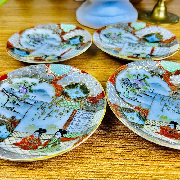 Vintage Nippon Saucers Japanese Porcelain Hand-Painted Gilt Decor Set of 4 - Picture 4 of 9